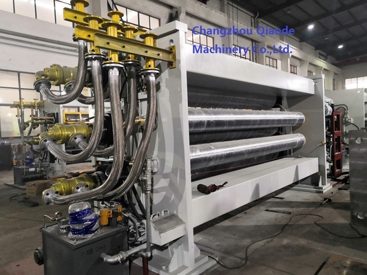 Machine non-tissée à grande vitesse de calendrier de trois rouleaux 250m/Min 520×3750