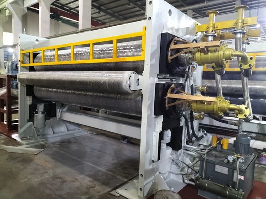 Machine gravante en refief de tissu d'acier allié