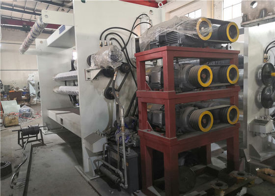 Machine de calandrement gravante en refief automatique