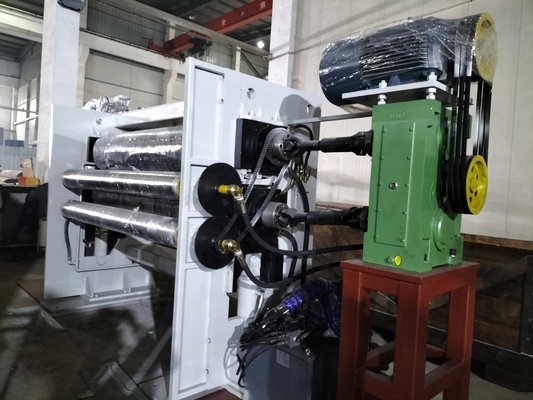 Le périphérique troue la machine gravante en refief 420×2220mm de calendrier